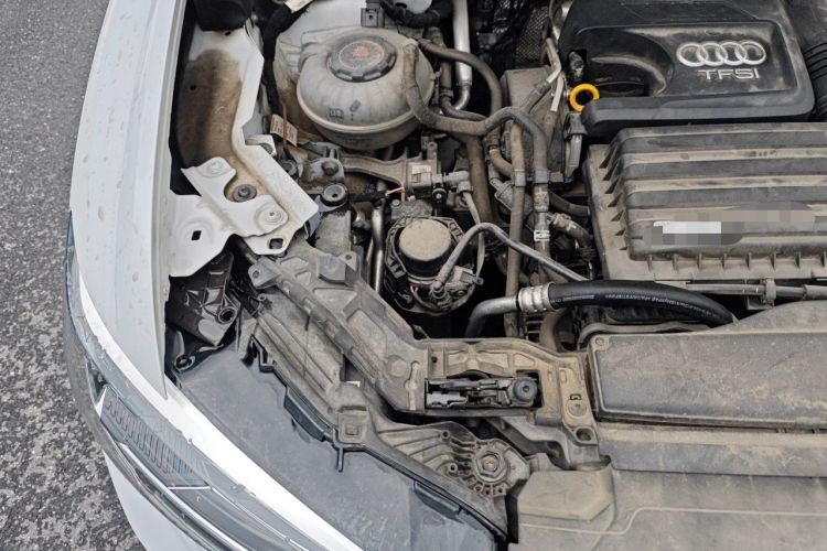 Used Audi Q3 2021 35 TFSI Fashion Dynamic Model Engine Bay Right