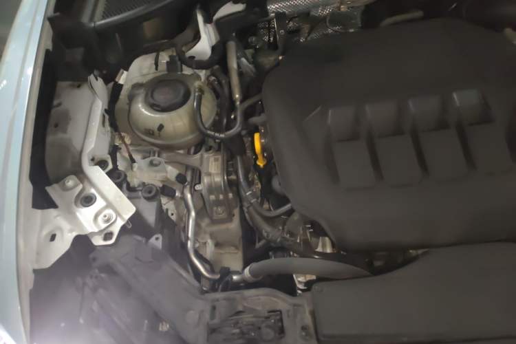 Used Audi Q3 2021 40 TFSI Fashion Dynamic Model Engine Bay Right