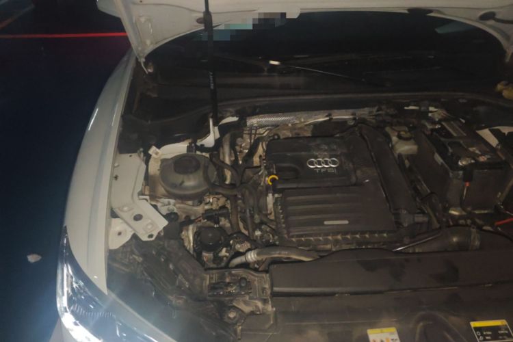 Used Audi Q3 2021 35 TFSI Advanced Style Edition Engine Bay Right