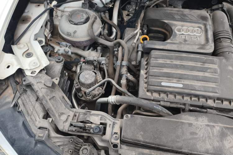 Used Audi Q3 2021 35 TFSI Progressive Dynamic Edition Engine Bay Right