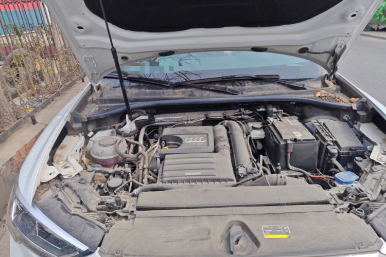 Used Audi Q3 2021 35 TFSI Progressive Dynamic Edition Engine Bay Right