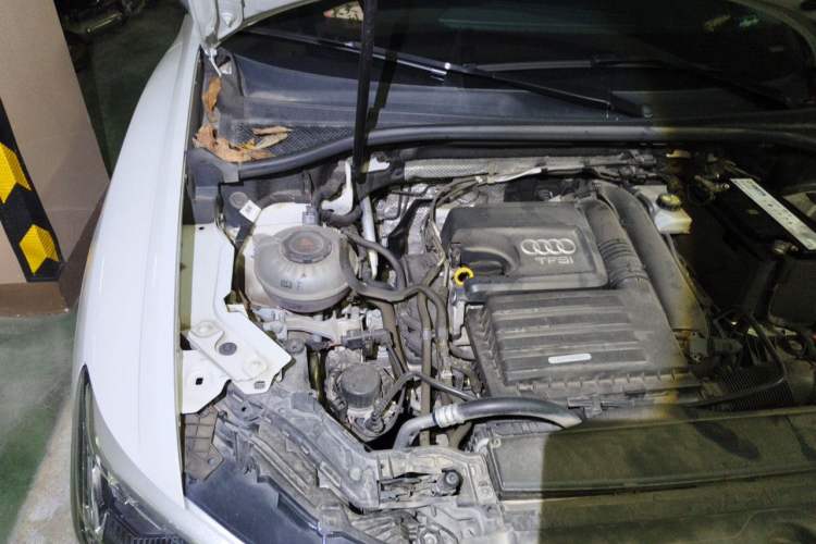 Used Audi Q3 2021 35 TFSI Fashionable and Elegant Model Engine Bay Right