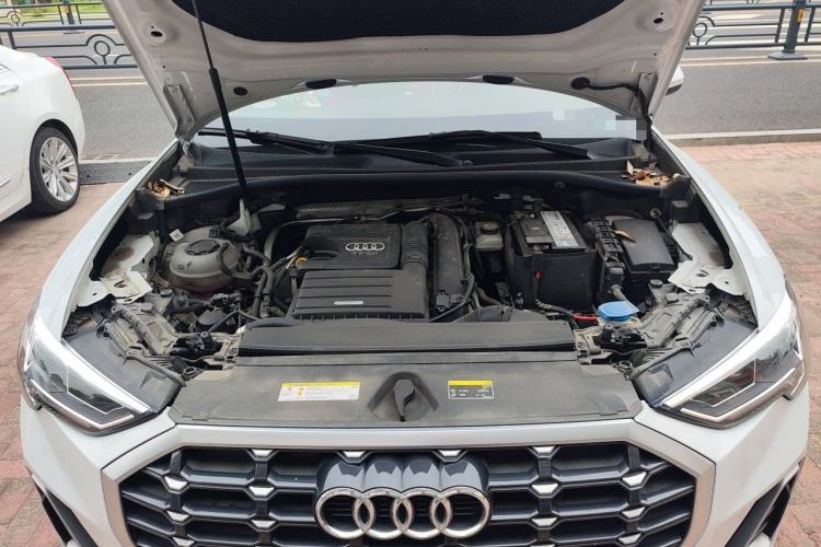 Used Audi Q3 2021 35 TFSI Fashion Dynamic Model Engine Bay