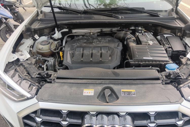 Used Audi Q3 2021 40 TFSI Fashion Dynamic Model Engine Bay