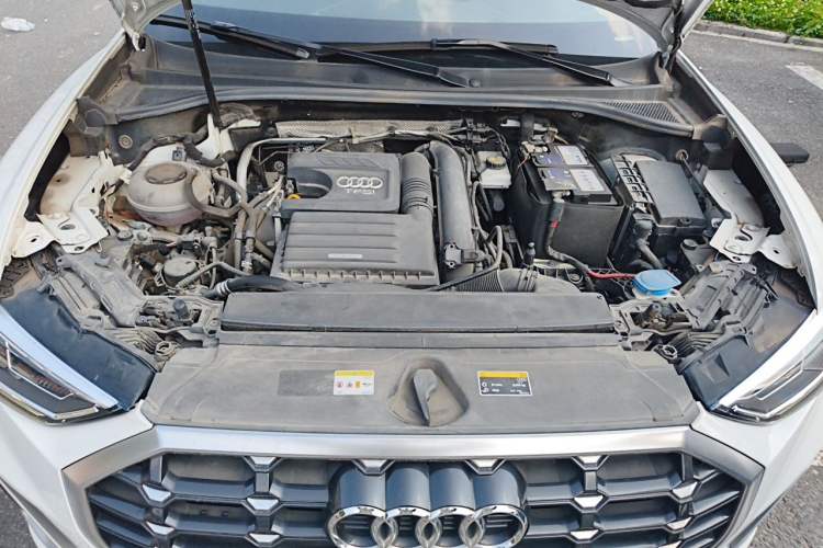 Used Audi Q3 2021 35 TFSI Fashion Dynamic Model Engine Bay