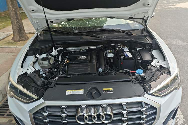 Used Audi Q3 2021 35 TFSI Fashion Dynamic Model Engine Bay