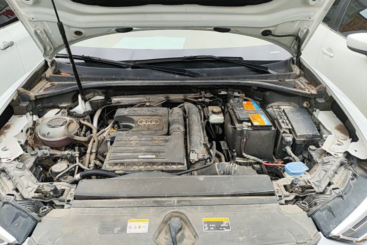 Used Audi Q3 2021 35 TFSI Fashion Dynamic Model Engine Bay