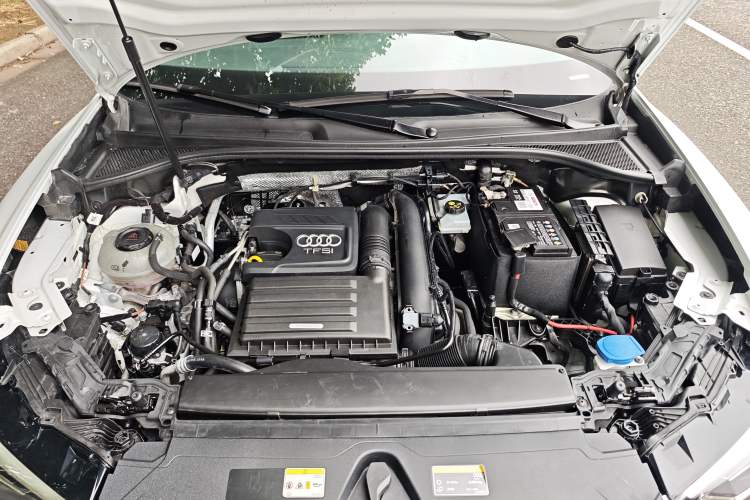 Used Audi Q3 2021 35 TFSI Fashion Dynamic Model Engine Bay