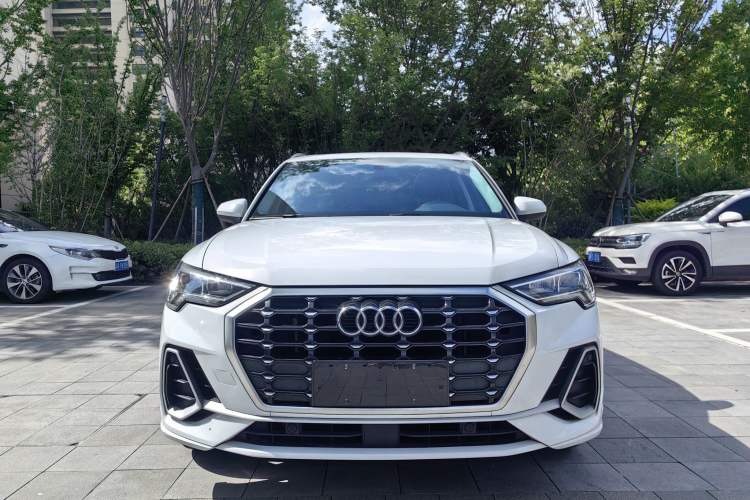 Used Audi Q3 2021 40 TFSI Fashion Dynamic Model Exterior 1