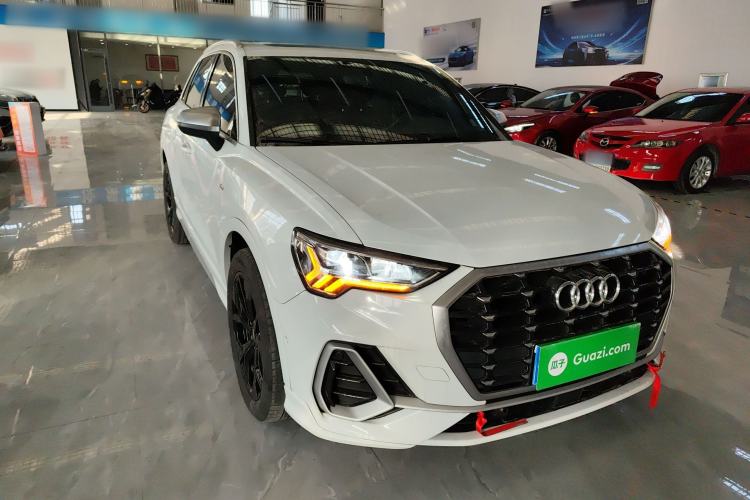 Used Audi Q3 2021 35 TFSI Fashion Dynamic Model Exterior 1