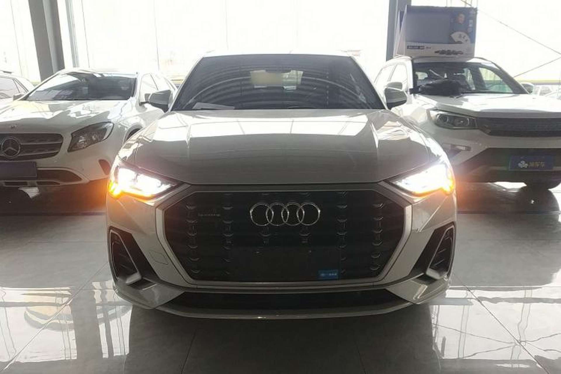 Used Audi Q3 2021 45 TFSI quattro Fashion Dynamic Model Exterior 1