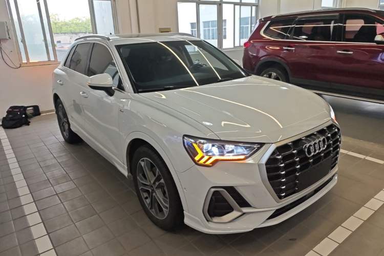 Used Audi Q3 2021 40 TFSI Fashion Dynamic Model Exterior 1