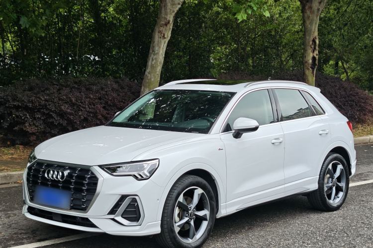 Used Audi Q3 2021 35 TFSI Fashion Dynamic Model Exterior 1