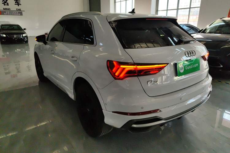 Used Audi Q3 2021 35 TFSI Fashion Dynamic Model Exterior 2