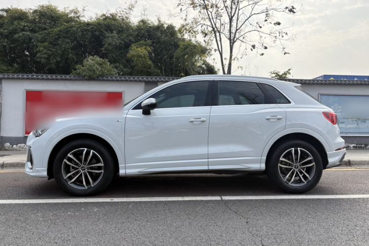 Used Audi Q3 2021 35 TFSI Progressive Dynamic Edition Exterior 3