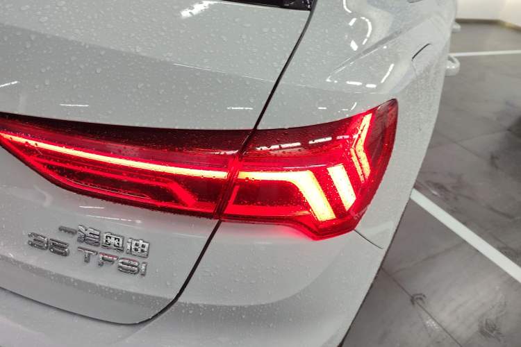 Used Audi Q3 2021 35 TFSI Advanced Style Edition Exterior 3