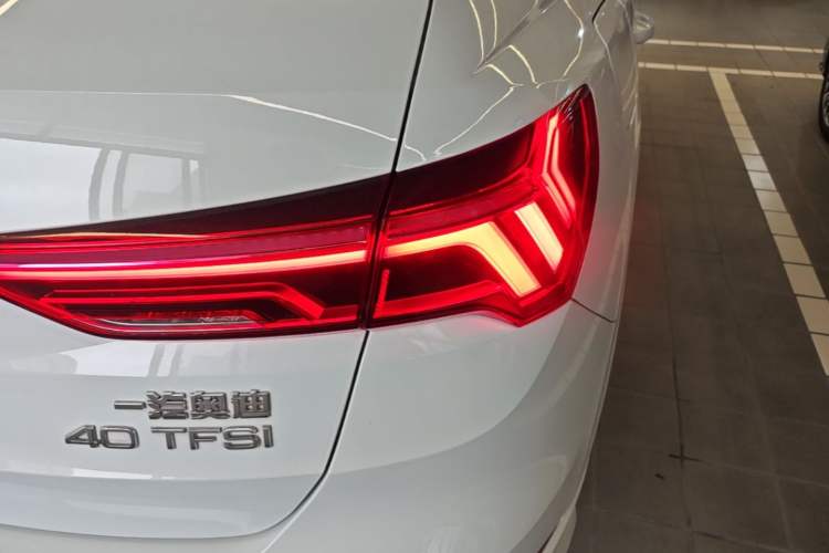 Used Audi Q3 2021 40 TFSI Fashion Dynamic Model Exterior 3