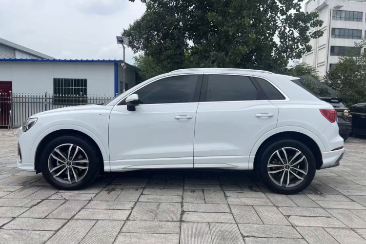 Used Audi Q3 2021 35 TFSI Progressive Dynamic Edition Exterior 3