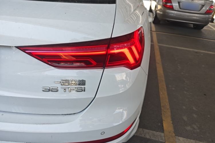 Used Audi Q3 2021 35 TFSI Progressive Dynamic Edition Exterior 3