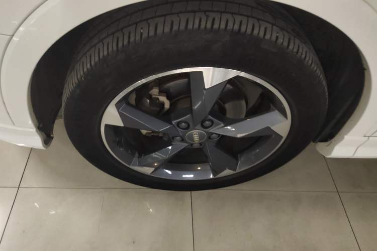 Used Audi Q3 2021 35 TFSI Fashion Dynamic Model Exterior 4