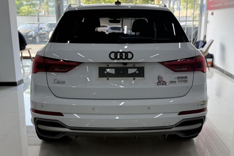 Used Audi Q3 2021 35 TFSI Fashion Dynamic Model Exterior 4