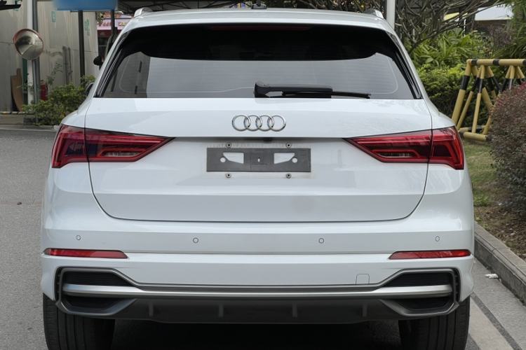 Used Audi Q3 2021 35 TFSI Progressive Dynamic Edition Exterior 4