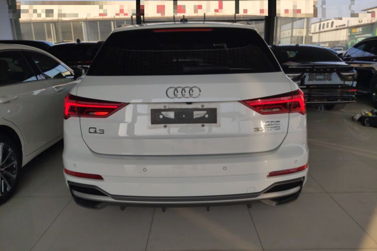 Used Audi Q3 2021 35 TFSI Fashion Dynamic Model Exterior 4