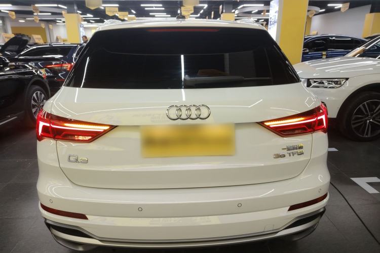 Used Audi Q3 2021 35 TFSI Fashion Dynamic Model Exterior 4