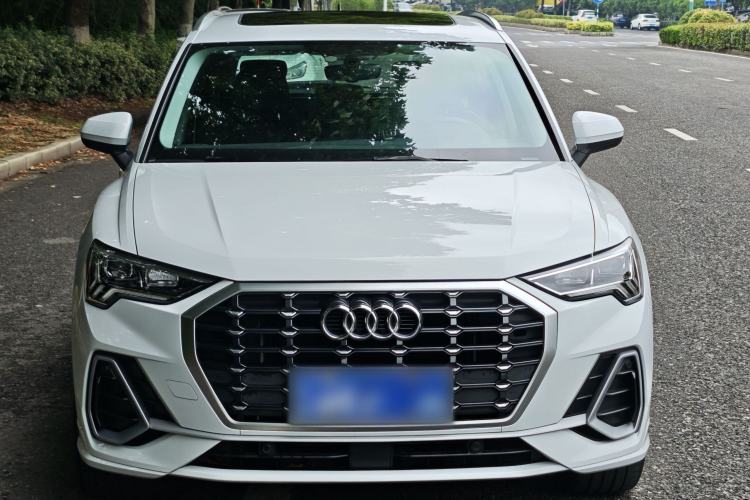 Used Audi Q3 2021 35 TFSI Fashion Dynamic Model Exterior 4