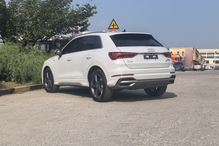 Used Audi Q3 2021 35 TFSI Fashion Dynamic Model Exterior 5