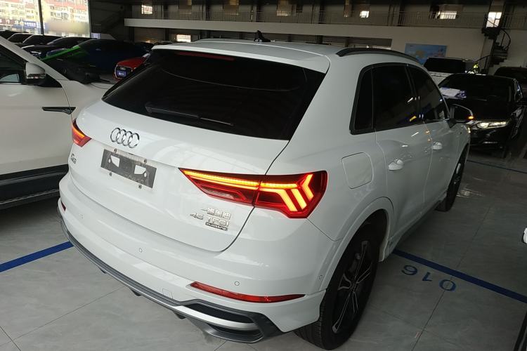 Used Audi Q3 2021 45 TFSI quattro Fashion Dynamic Model Exterior 5