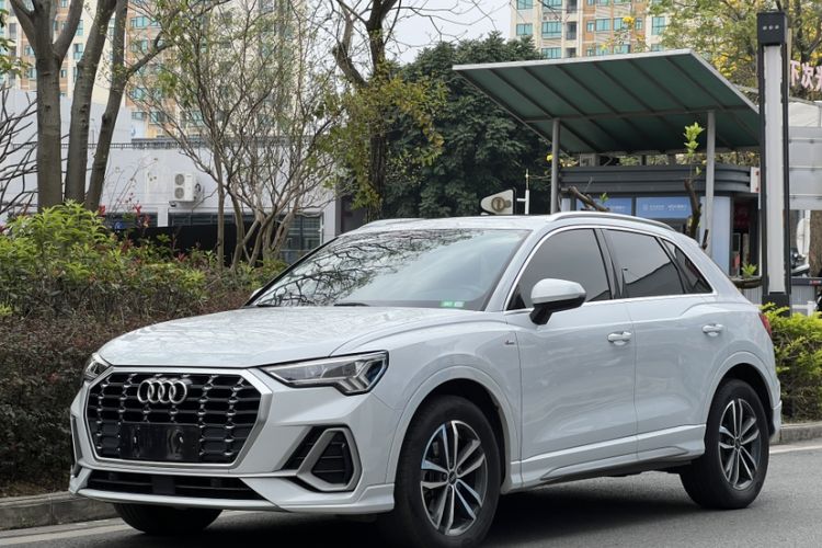 Used Audi Q3 2021 35 TFSI Progressive Dynamic Edition Exterior 5