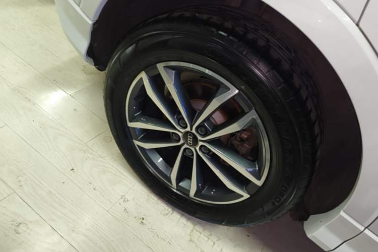 Used Audi Q3 2021 35 TFSI Progressive Dynamic Edition Exterior 5