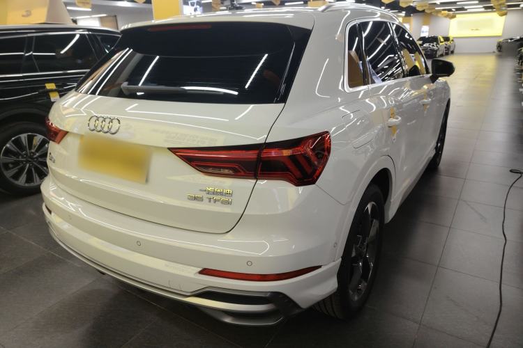 Used Audi Q3 2021 35 TFSI Fashion Dynamic Model Exterior 5