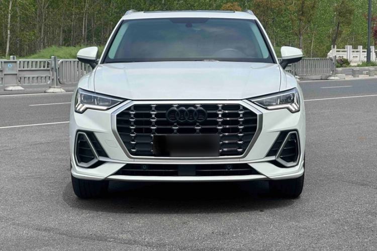 Used Audi Q3 2021 35 TFSI Fashion Dynamic Model Exterior 5