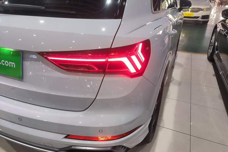 Used Audi Q3 2021 35 TFSI Fashion Dynamic Model Exterior 6