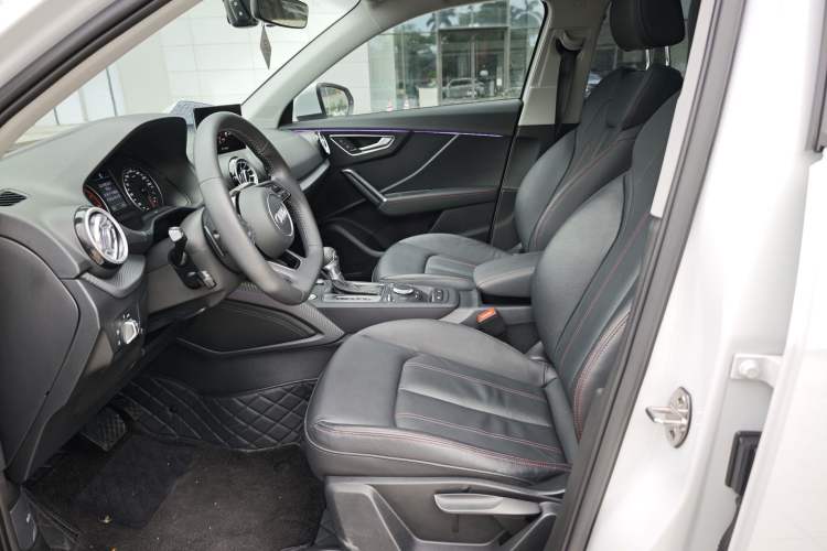 Used Audi Q3 2021 35 TFSI Fashion Dynamic Model Exterior 6