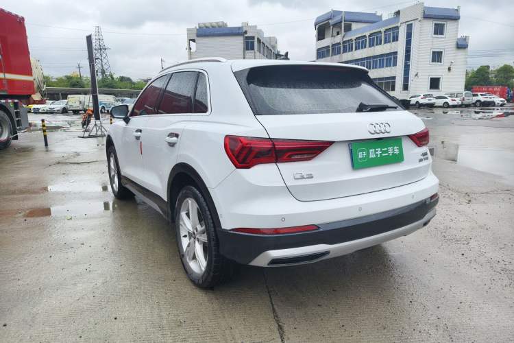 Used Audi Q3 2021 35 TFSI Fashionable and Elegant Model Exterior 6