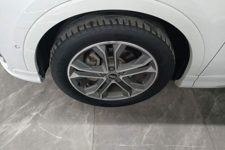 Used Audi Q3 2021 40 TFSI Fashion Dynamic Model Exterior 7
