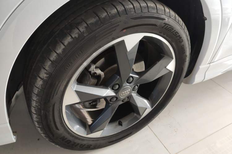 Used Audi Q3 2021 35 TFSI Fashion Dynamic Model Exterior 7