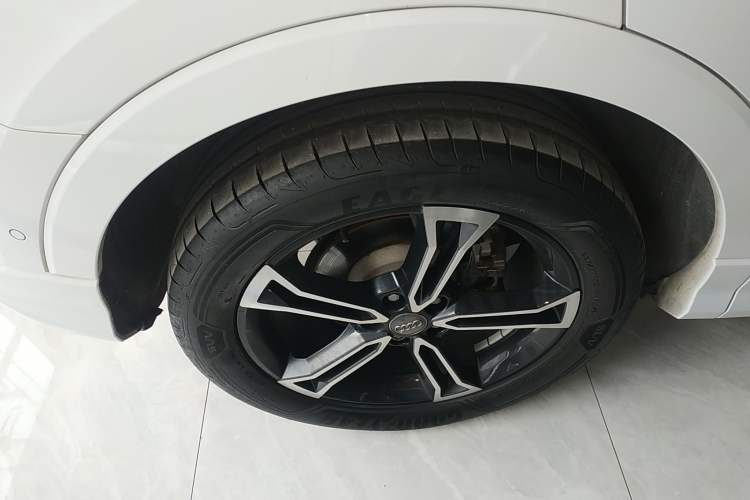 Used Audi Q3 2021 45 TFSI quattro Fashion Dynamic Model Exterior 8