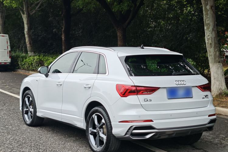 Used Audi Q3 2021 35 TFSI Fashion Dynamic Model Exterior 8