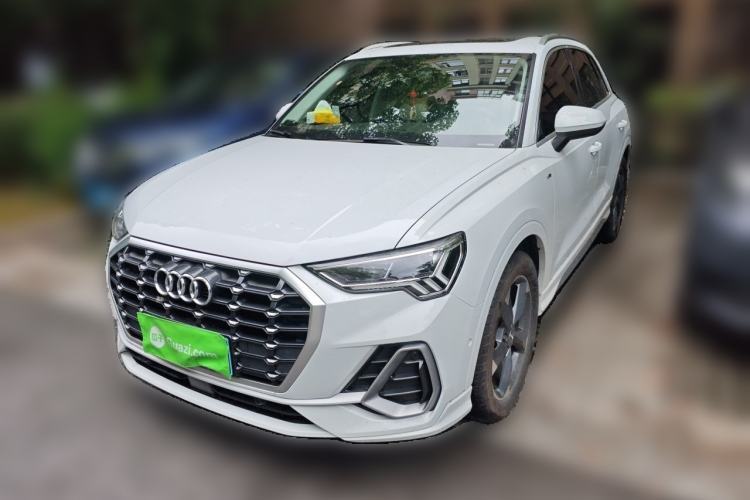 Used Audi Q3 2021 35 TFSI Fashionable and Elegant Model Guazi used car, China used car export, Used car for sale, Used  cars, Cheapest cars for sale