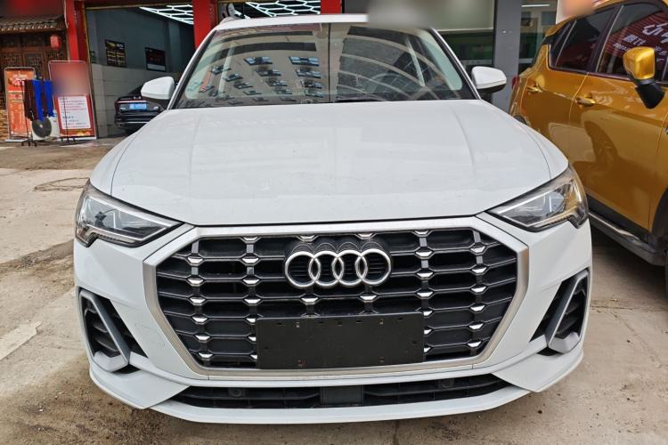 Used Audi Q3 2021 35 TFSI Progressive Dynamic Edition Front