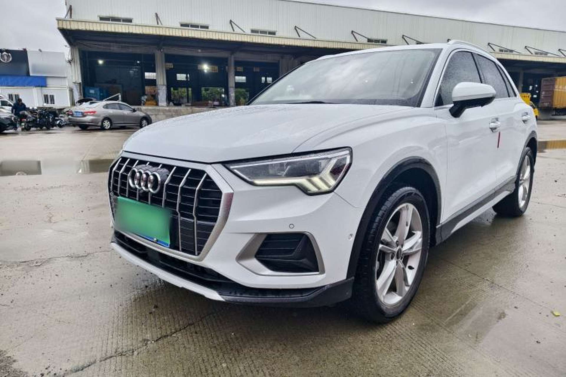 Used Audi Q3 2021 35 TFSI Fashionable and Elegant Model Front Left 45 Deg