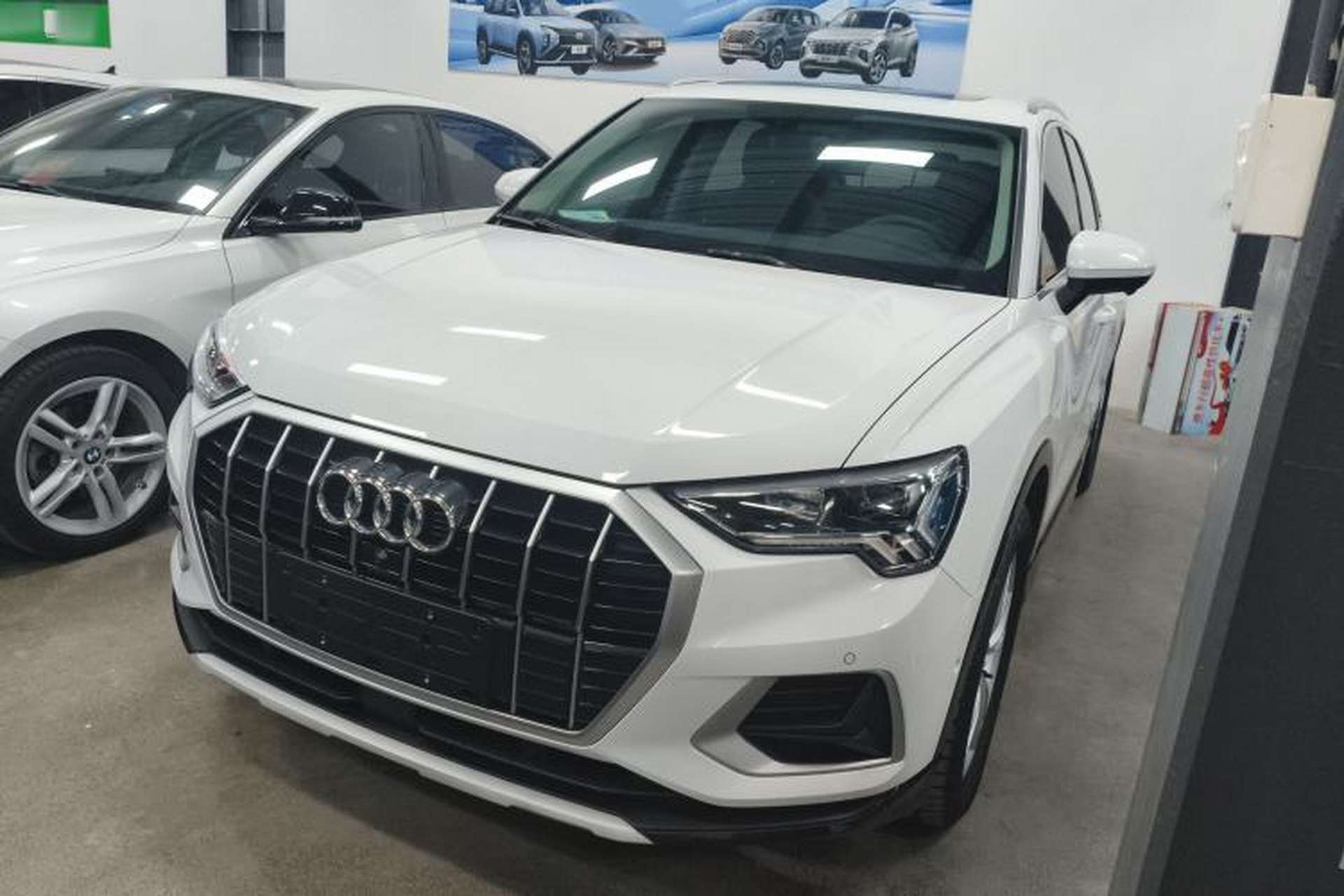 Used Audi Q3 2021 35 TFSI Fashionable and Elegant Model Front Left 45 Deg