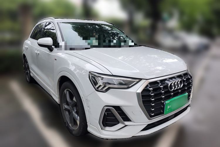 Used Audi Q3 2021 35 TFSI Fashion Dynamic Model Front Right 45 Deg
