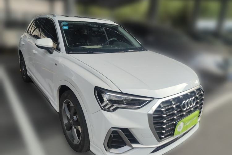 Used Audi Q3 2021 35 TFSI Fashion Dynamic Model Front Right 45 Deg