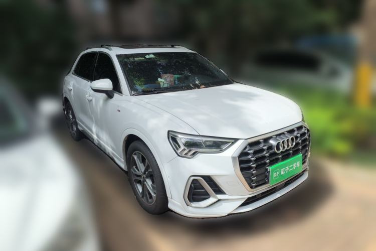 Used Audi Q3 2021 40 TFSI Fashion Dynamic Model Front Right 45 Deg