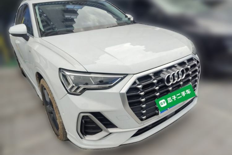 Used Audi Q3 2021 35 TFSI Fashion Dynamic Model Front Right 45 Deg